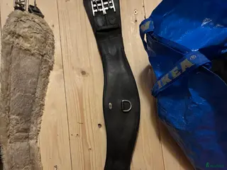 Sadeltillbehör hästutrustning Dressyrgjordar - Annons 9