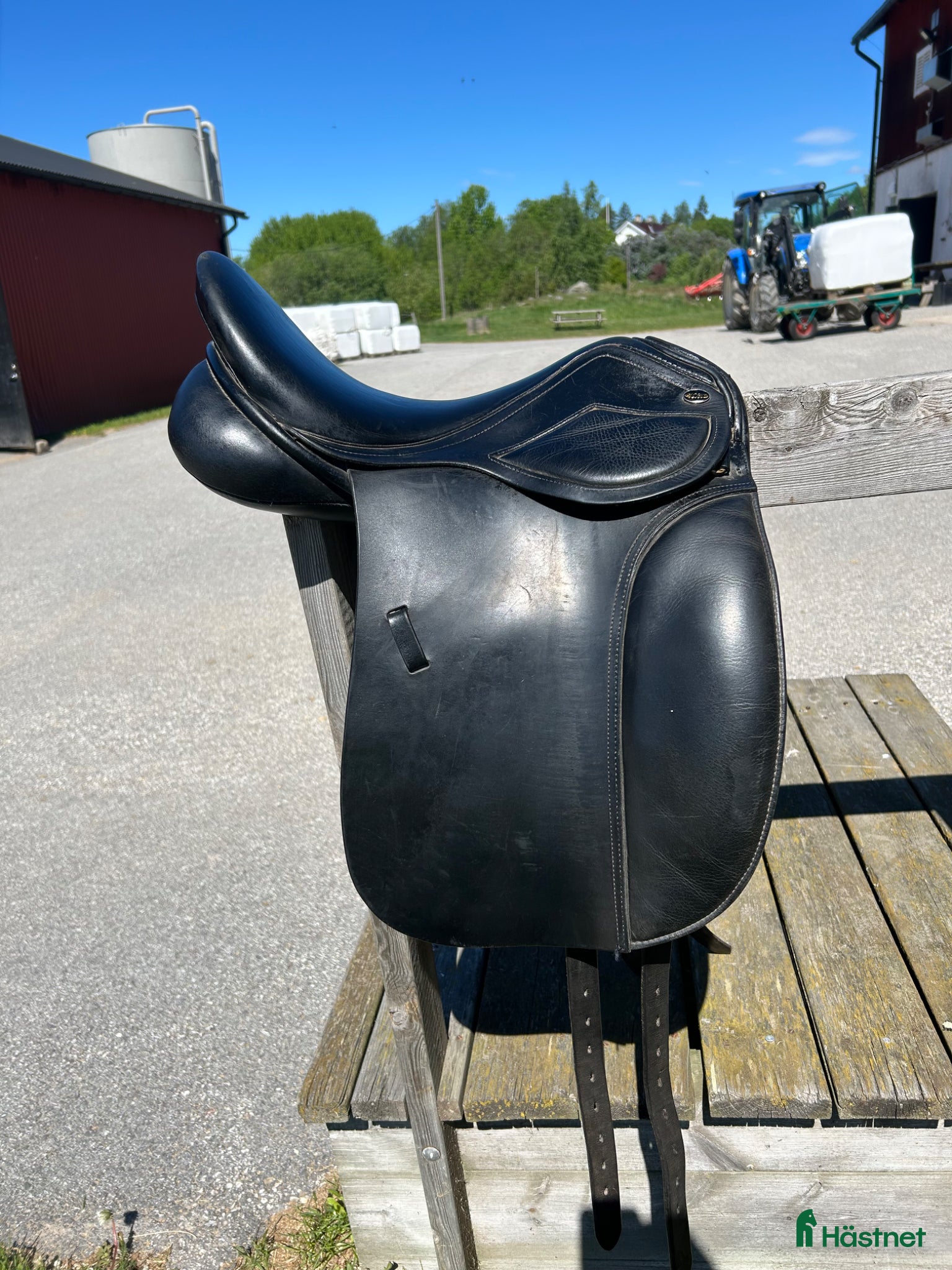 Sadlar hästutrustning Ponny dressyrsadel - Annons 1