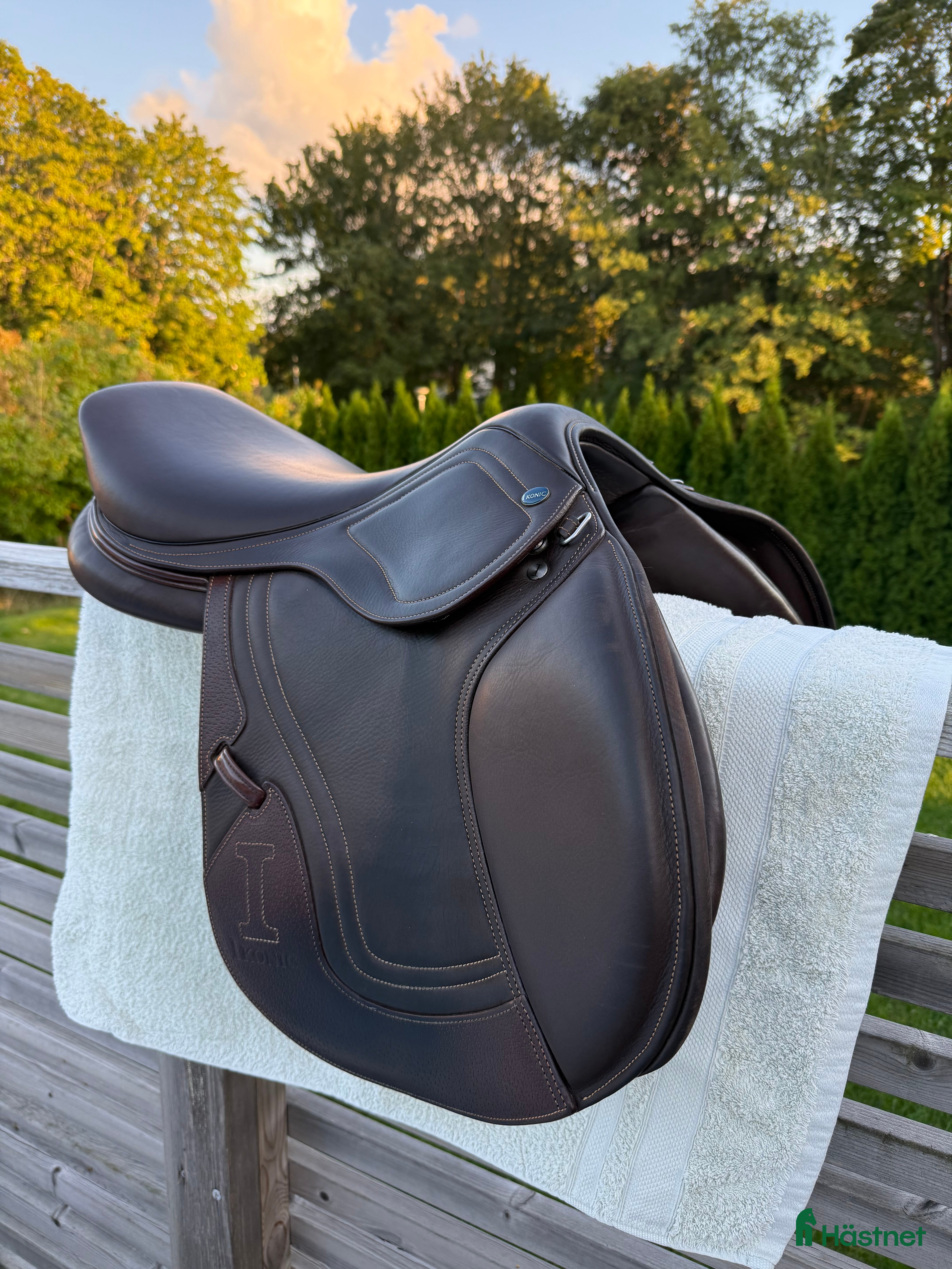 Sadlar hästutrustning till salu: Ikonic Evolution hoppsadel i Täby - Annons 4