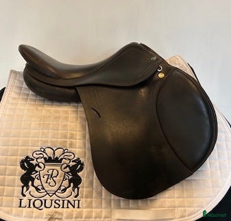 Sadlar hästutrustning till salu: Hoppsadel Prestige Roma 16&quot; i Uppsala - Annons 17