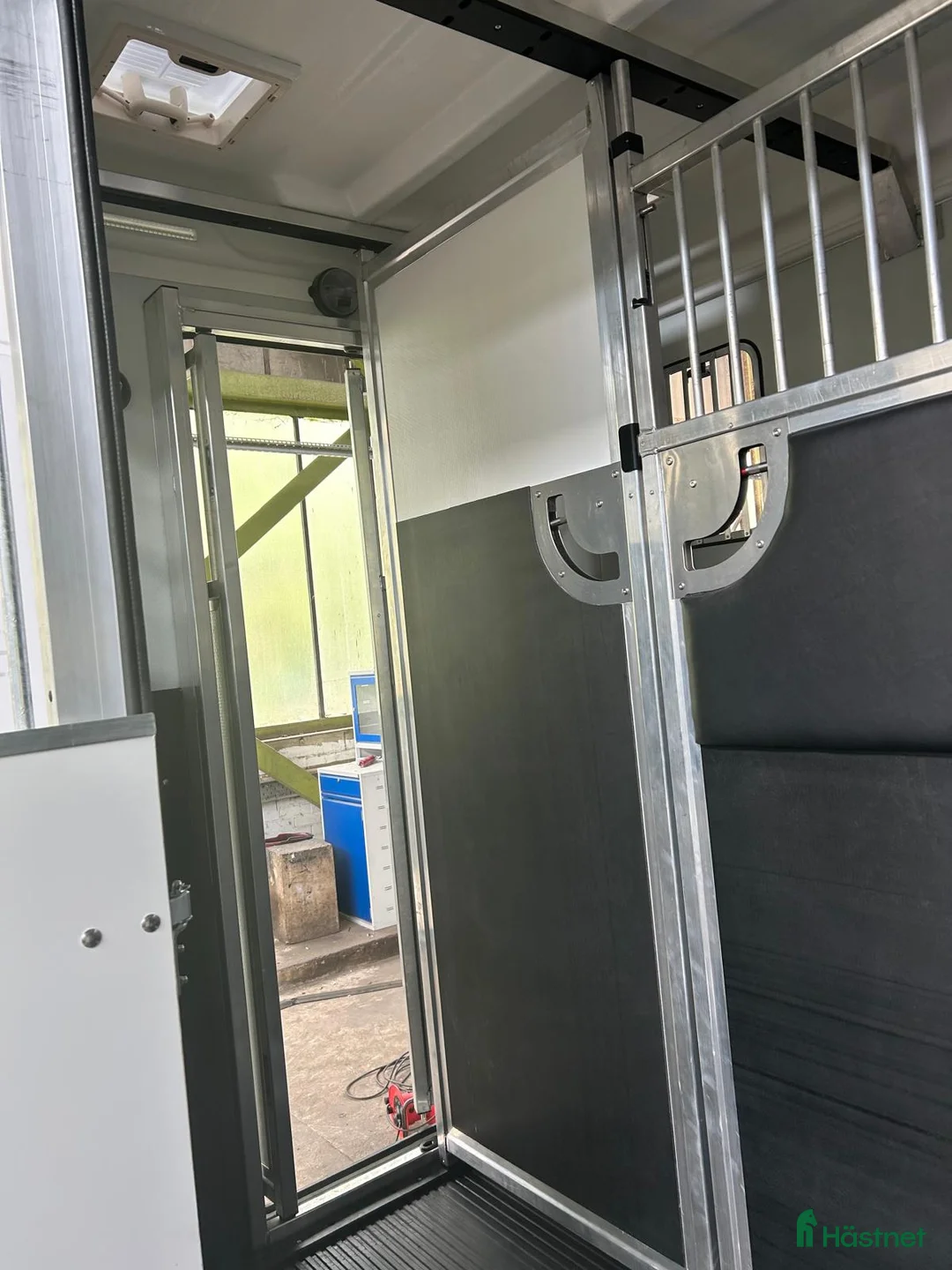 Hästtransporter  fordon & transport till salu: Equi-Trek Day-Treka Stuteri  - Annons 2