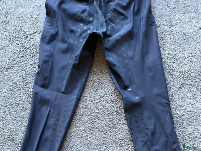 Ridbyxor ryttarutrustning till salu: Pikeur Linett Tights - Annons 2