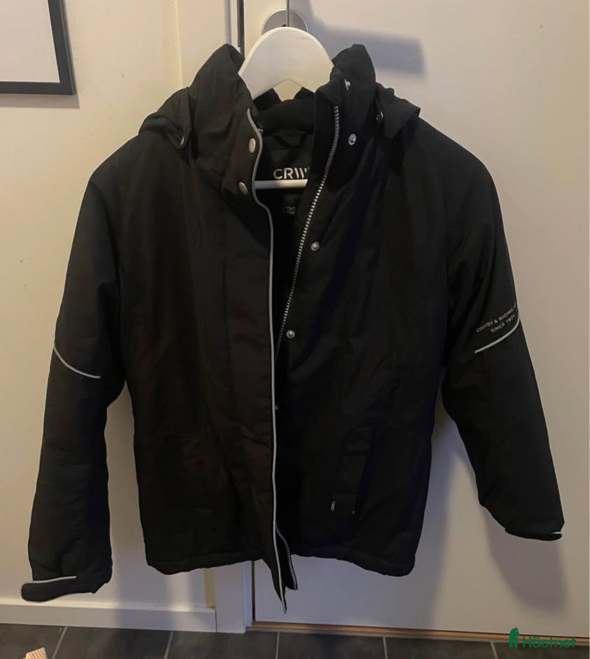 Jackor & Kavajer ryttarutrustning till salu: Vinterjacka CRW storlek 158/164 i Gävle - Annons 5