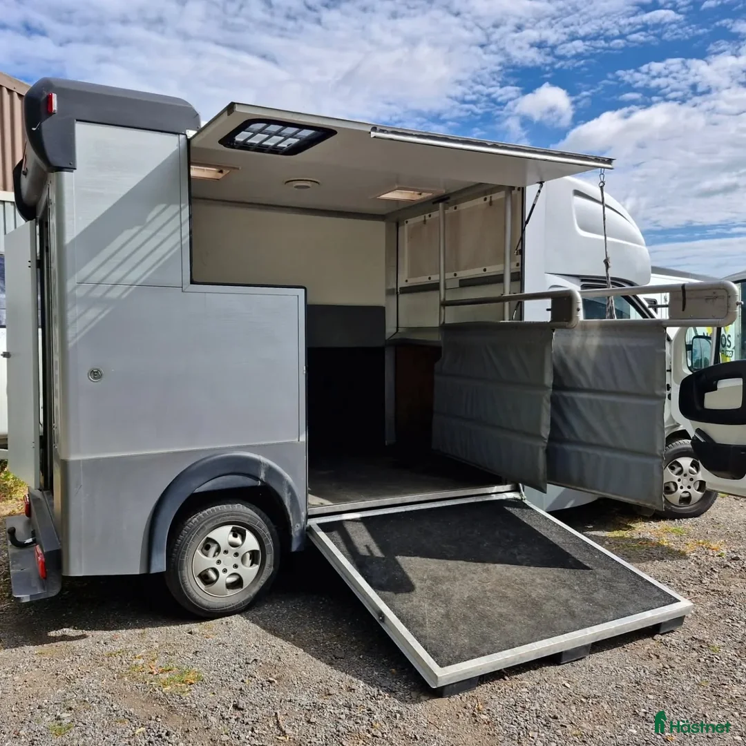 Hästtransporter  fordon & transport till salu:  Peugeot Boxer MSG Stablehopper i Borås - Annons 11