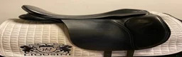 Sadlar hästutrustning till salu: Dressyrsadel Morris & Nolan Dressage 17" - Annons 1