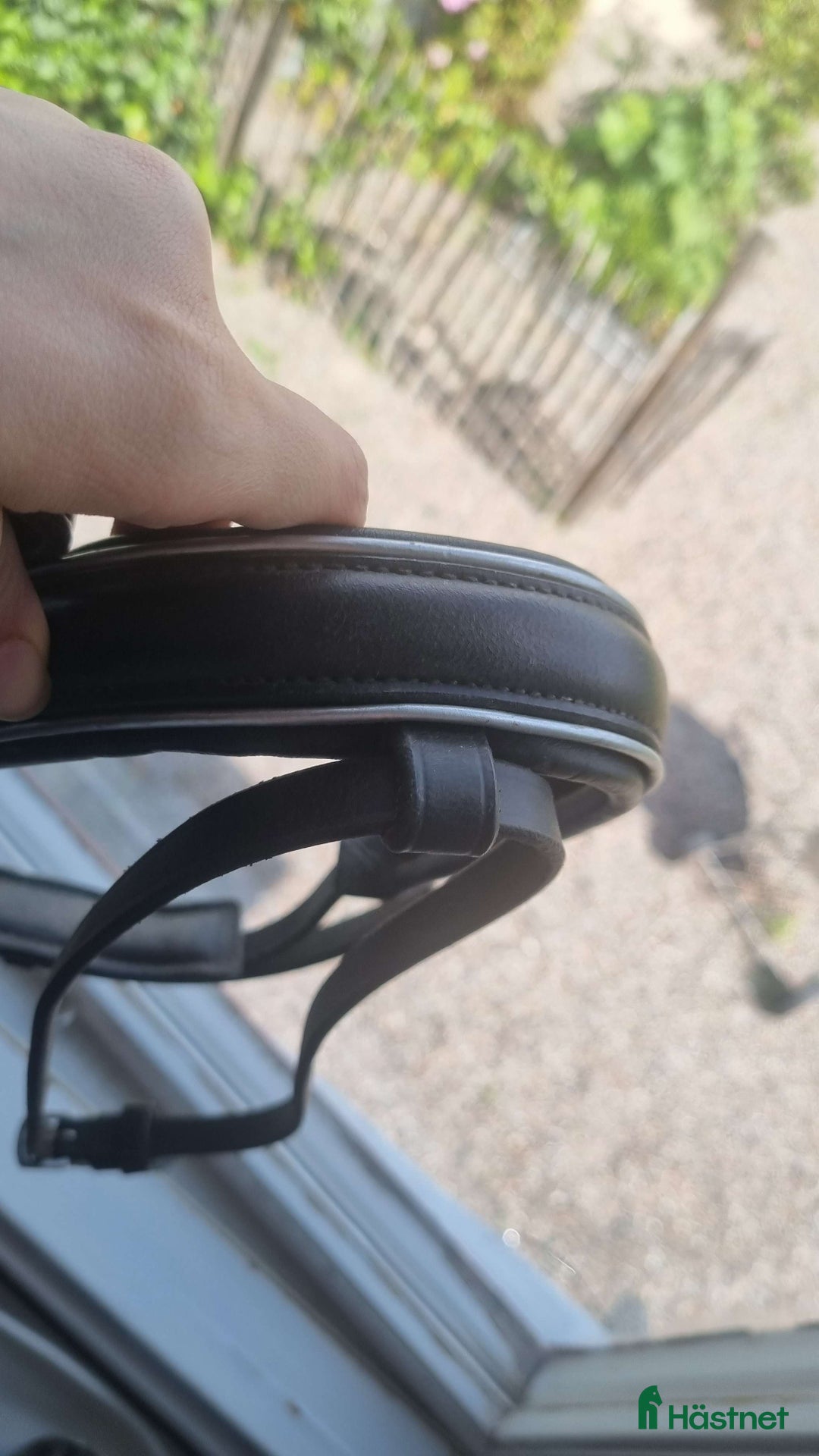 Träns hästutrustning till salu: Aachenträns med reflex på nosgrimman i Huddinge - Annons 3