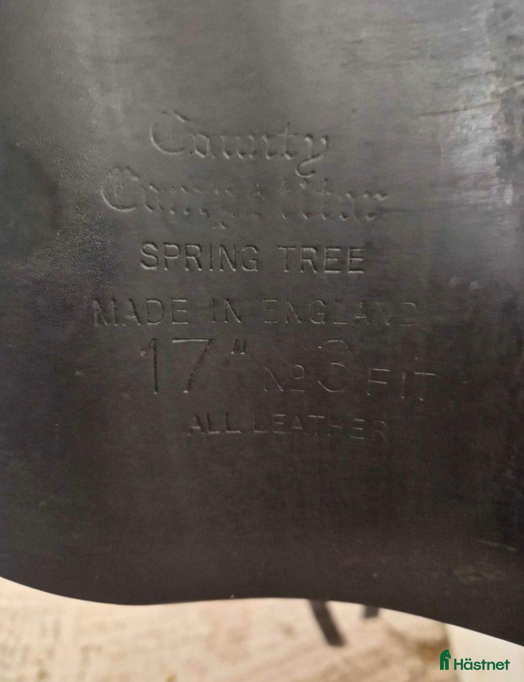 Sadlar hästutrustning till salu: County Competitor dressyrsadel  i Nossebro - Annons 3