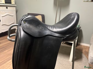 Sadlar hästutrustning till salu: Ideal dressyrsadel i Järfälla - Annons 10