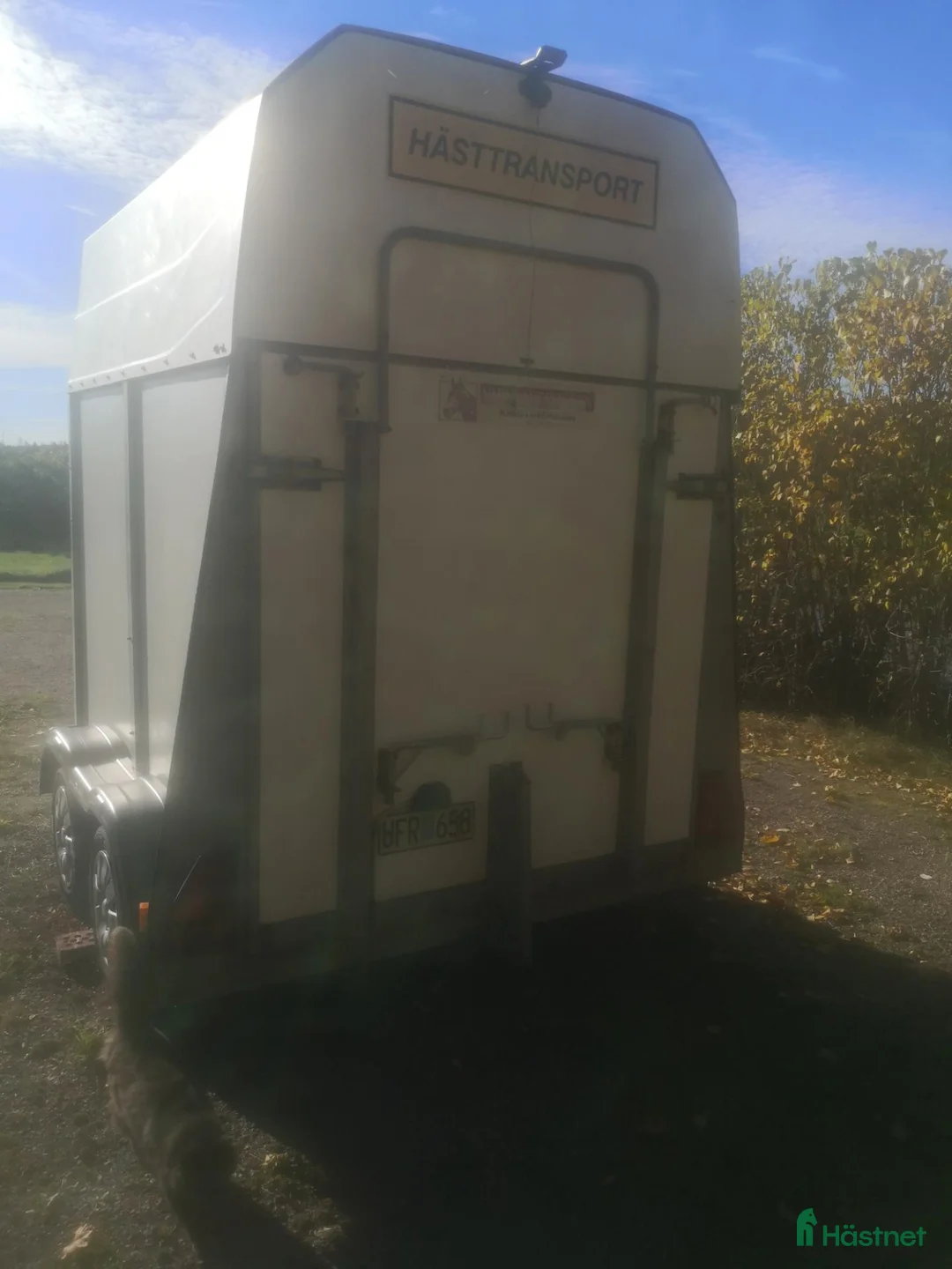 Hästtransporter  fordon & transport till salu: Nymålad hästtransport i Hallstahammar - Annons 2