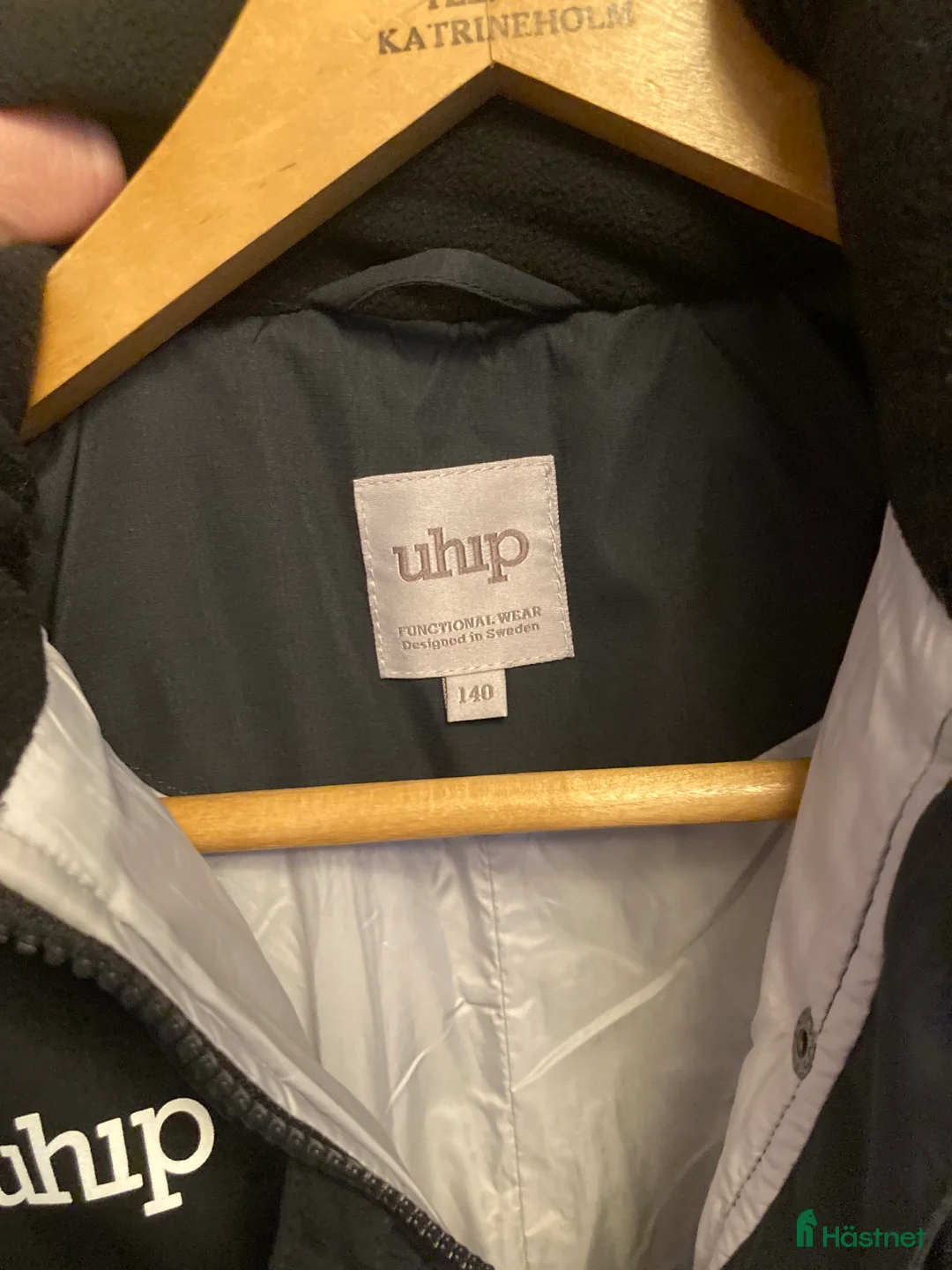 Jackor & Kavajer ryttarutrustning till salu: Uhip ice coat strl 140 i Katrineholm - Annons 3