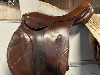 Sadlar hästutrustning till salu: Passier comet fs i Skurup - Annons 1