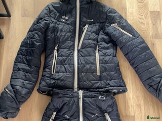 Jackor & Kavajer ryttarutrustning till salu: Uhip Jacka & kjol i Tullinge - Annons 9