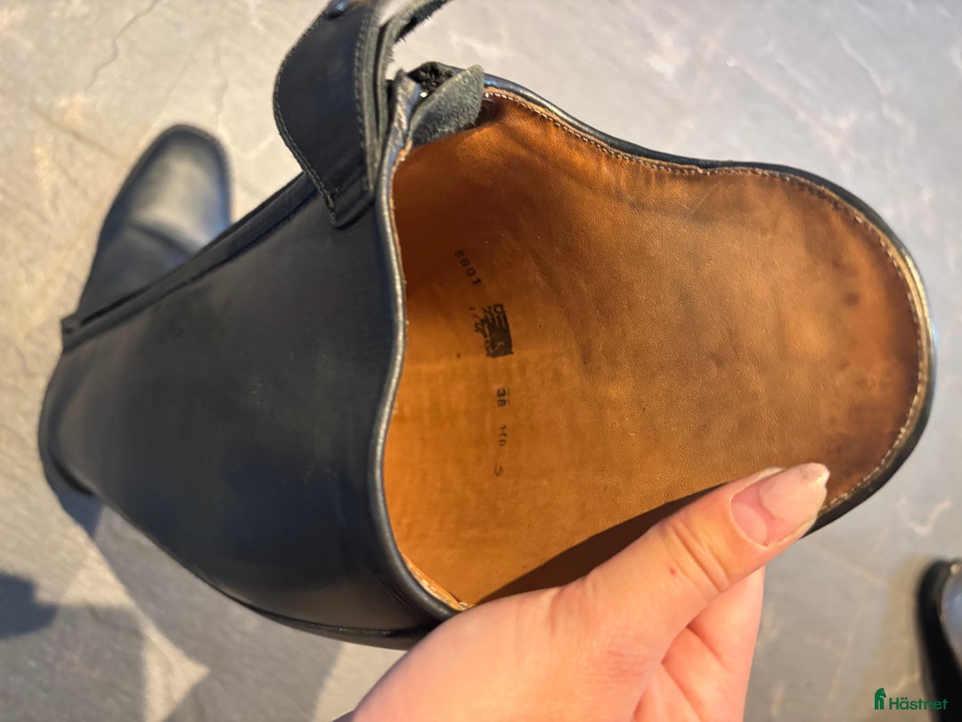 Ridstövlar ryttarutrustning till salu: DeNiro Giotto dressyrstövlar svarta i Saltsjö-Boo - Bild 6