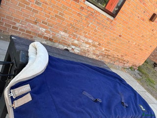 Täcken hästutrustning till salu: Fleece täcke 135 i Stockholm - Annons 13