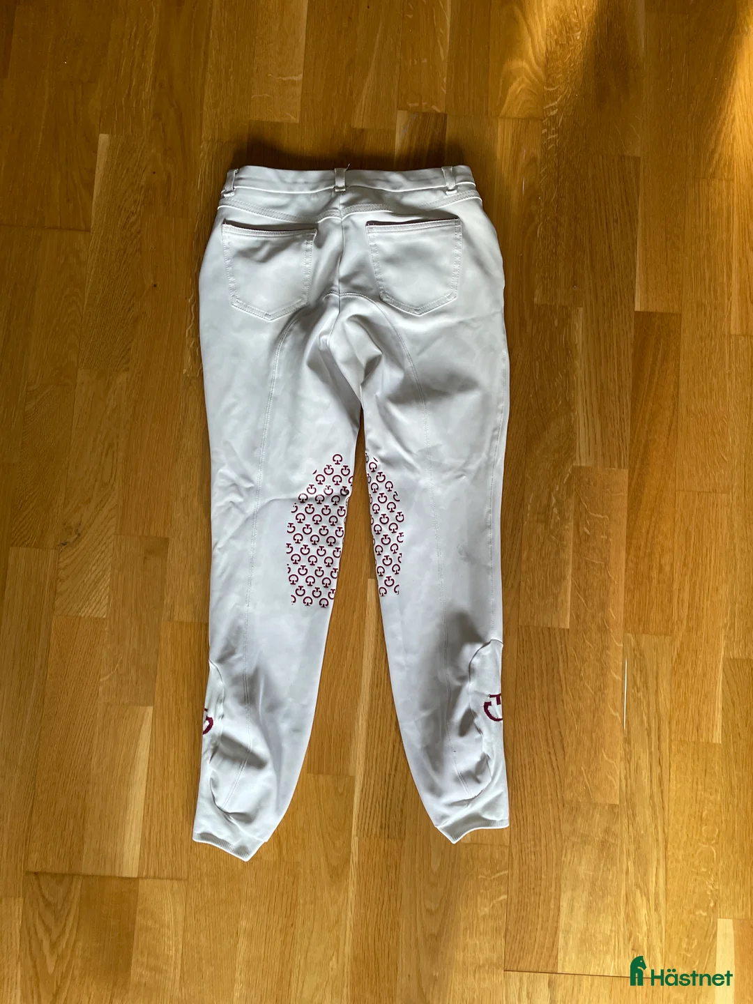 Ridbyxor ryttarutrustning till salu: Cavalleria Toscana JR ridbyxor i Sala - Annons 2