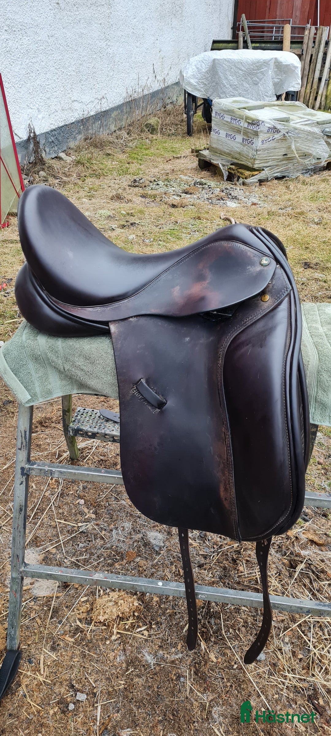 Sadlar hästutrustning till salu: Fin dressyrsadel  i Björkvik - Annons 4