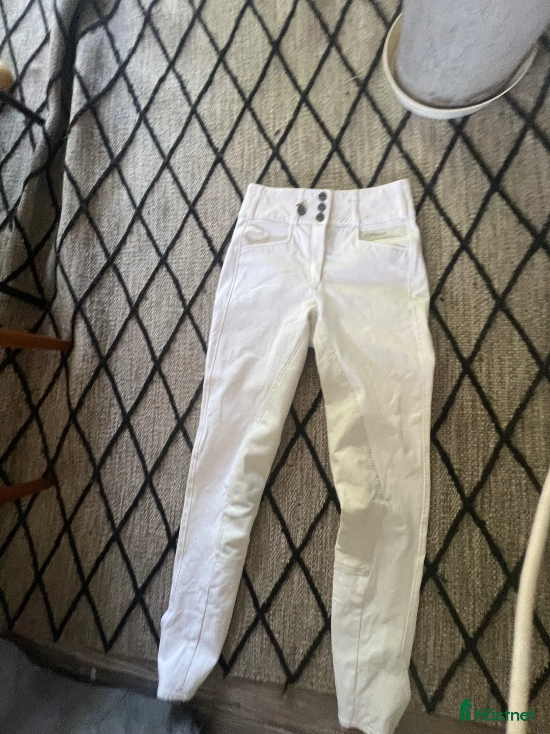 Ridbyxor ryttarutrustning till salu: Vita ridbyxor  - Annons 1