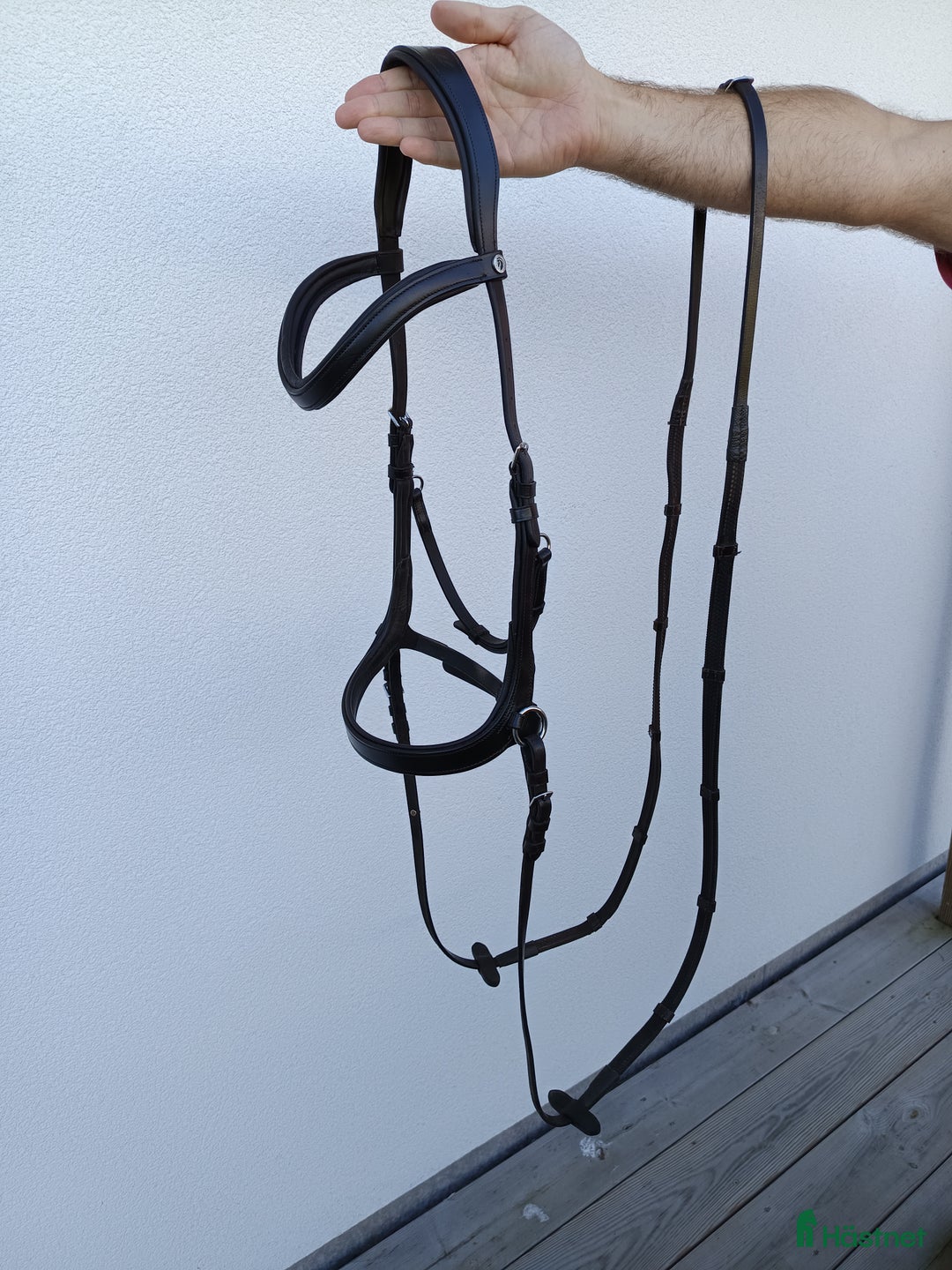 Träns hästutrustning till salu: Bettlöst träns nyskick i Södra Sandby - Annons 1