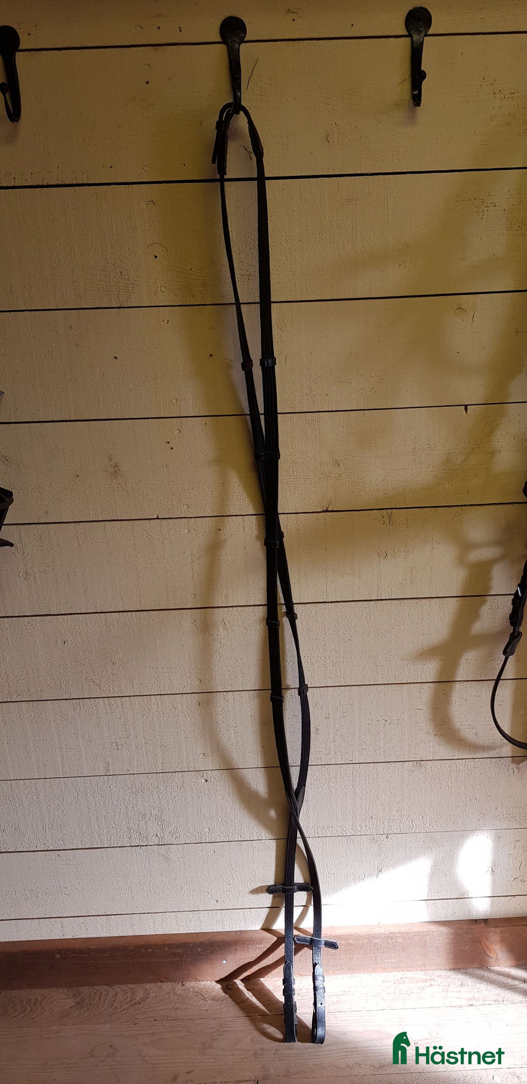 Träns hästutrustning till salu: Vävribbtygel full i Nora - Annons 1