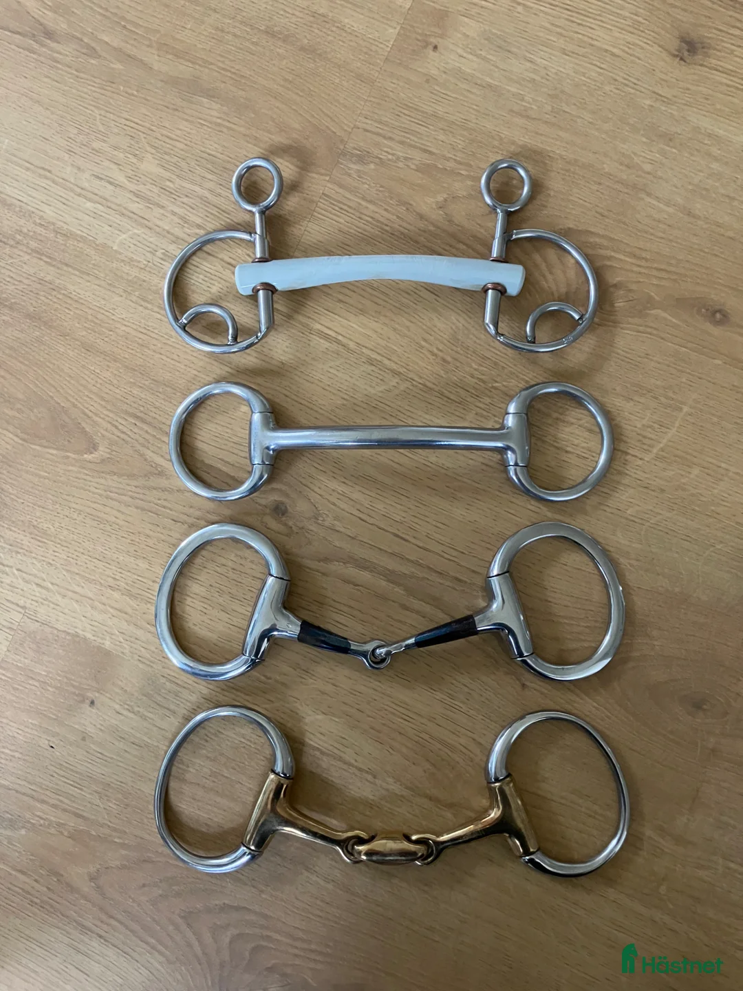 Bett hästutrustning till salu: Bett i storlek 11-11,5 cm i Norrtälje - Annons 1