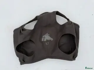 Övrig Hästutrustning hästutrustning till salu: Fenwick Huva Luva Stressluva i Visby - Annons 1