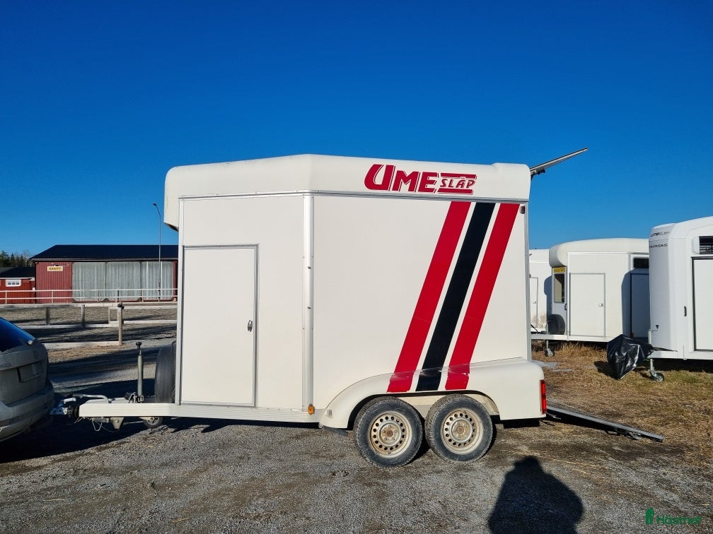 Hästtransporter  fordon & transport till salu: Umesläp i mkt bra skick - Annons 1