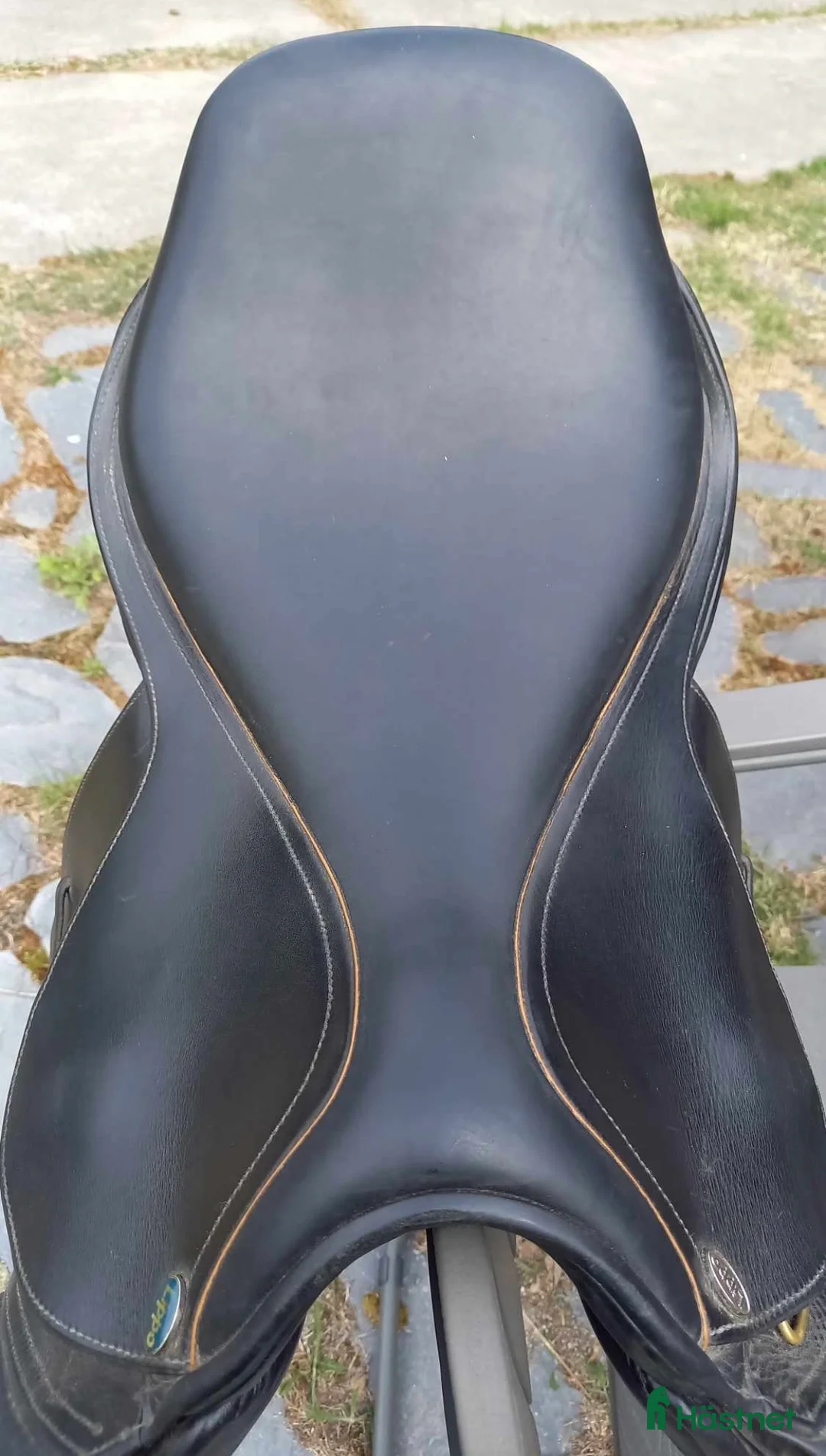 Sadlar hästutrustning till salu: Hoppsadel i fint skick i Bonässund - Annons 5