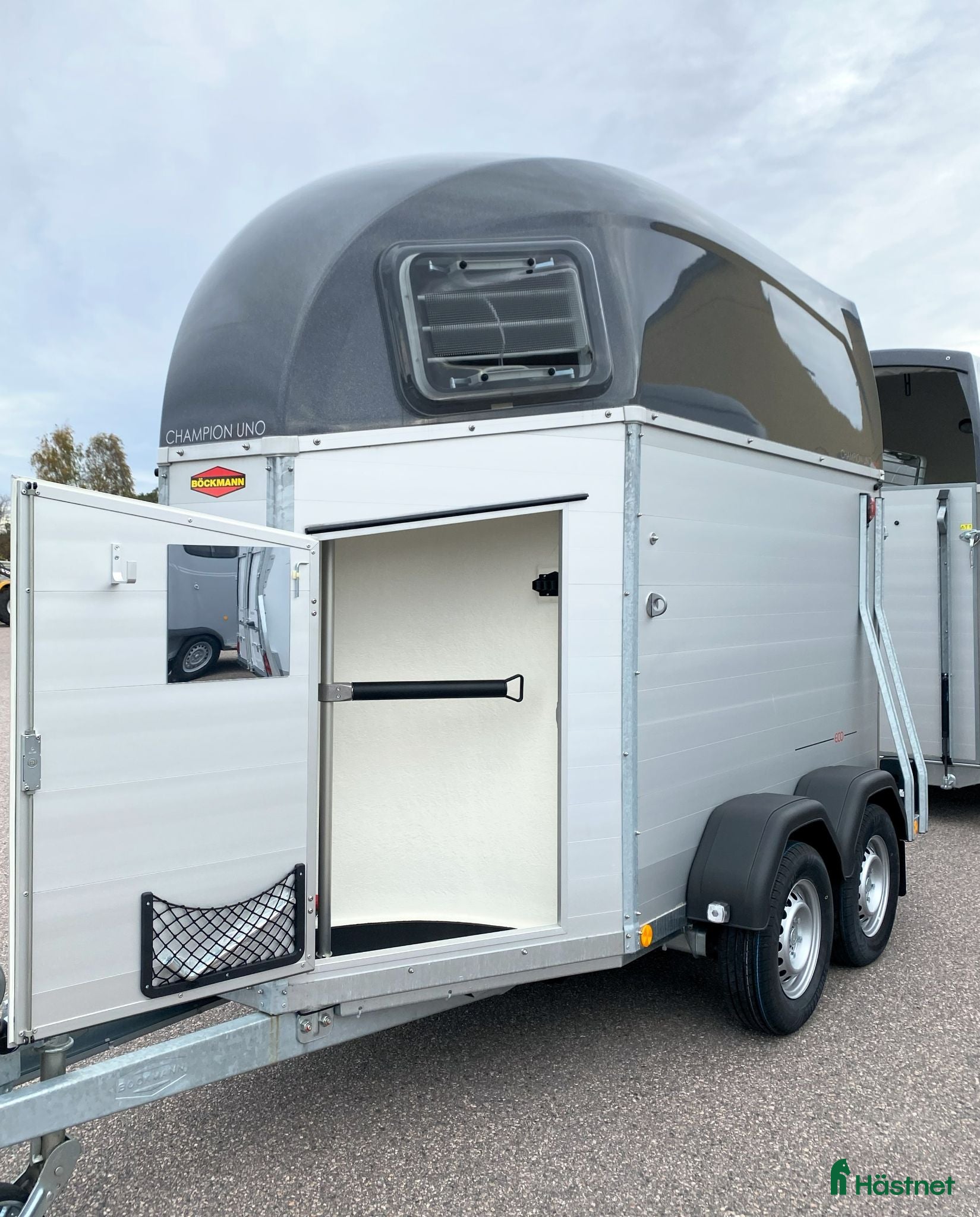 Hästtransporter  fordon & transport till salu: Fullutrustad 1,5-hästars Böckmann med sadelkammare - Annons 14