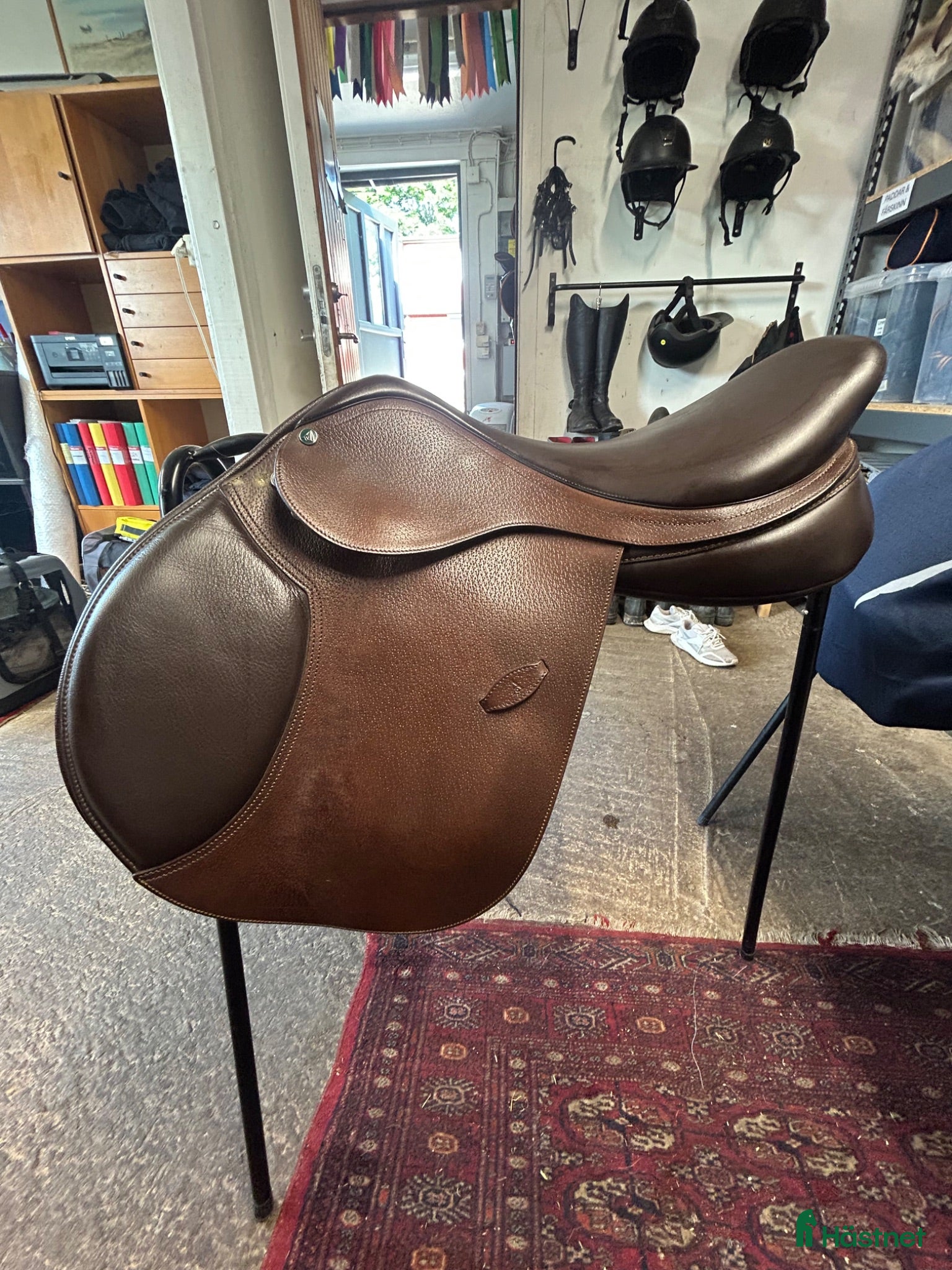 Sadlar hästutrustning Arena Saddles 17,5” fint skick  - Annons 1