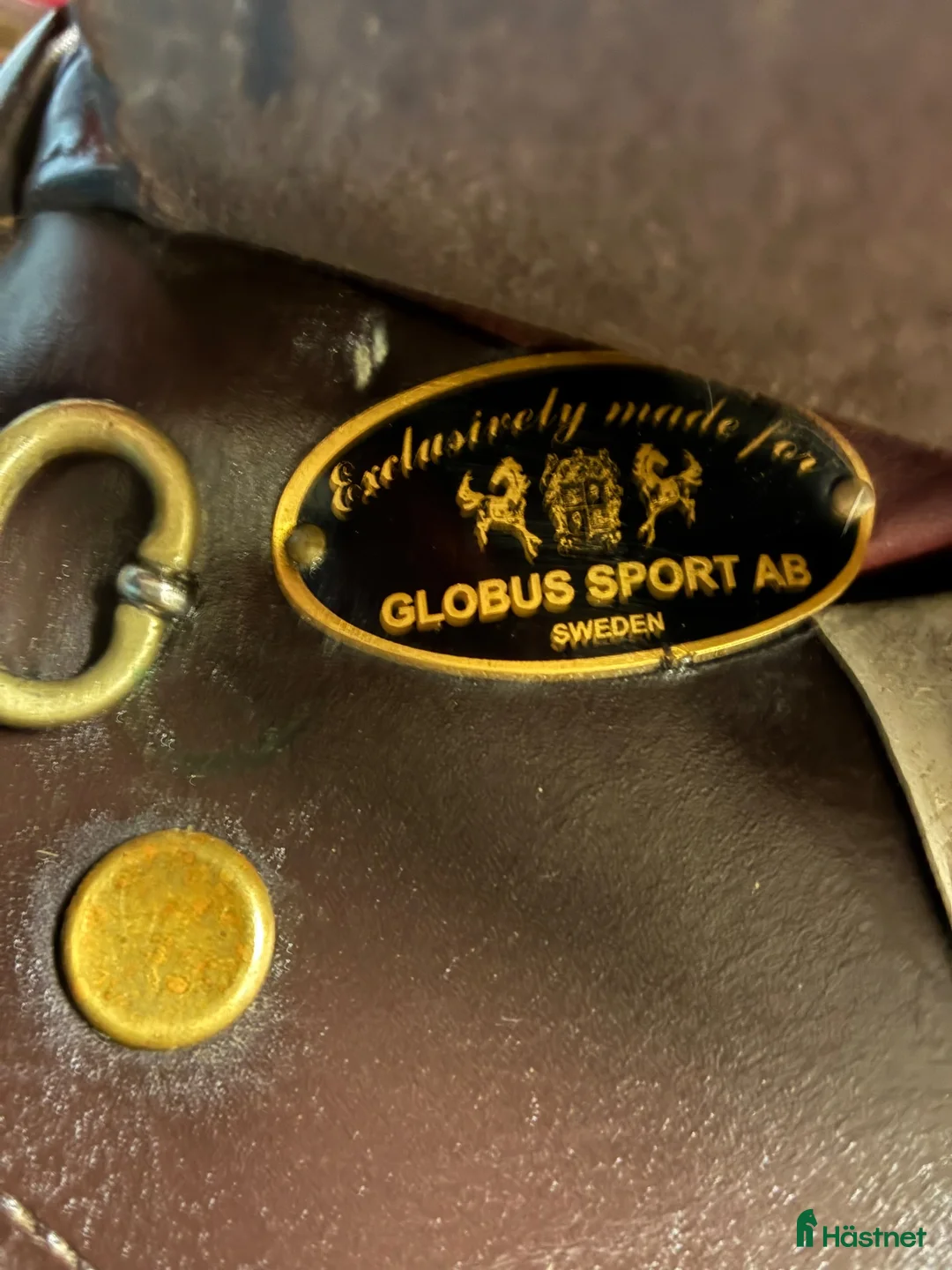 Sadlar hästutrustning till salu: Globus Crincle dressyrsadel 17” / 34, brun i Åkers Styckebruk - Annons 5