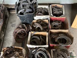 Övrig utrustning övrig utrustning till salu: Nya hästskor i olika storlekar och modeller i Hörby - Annons 1