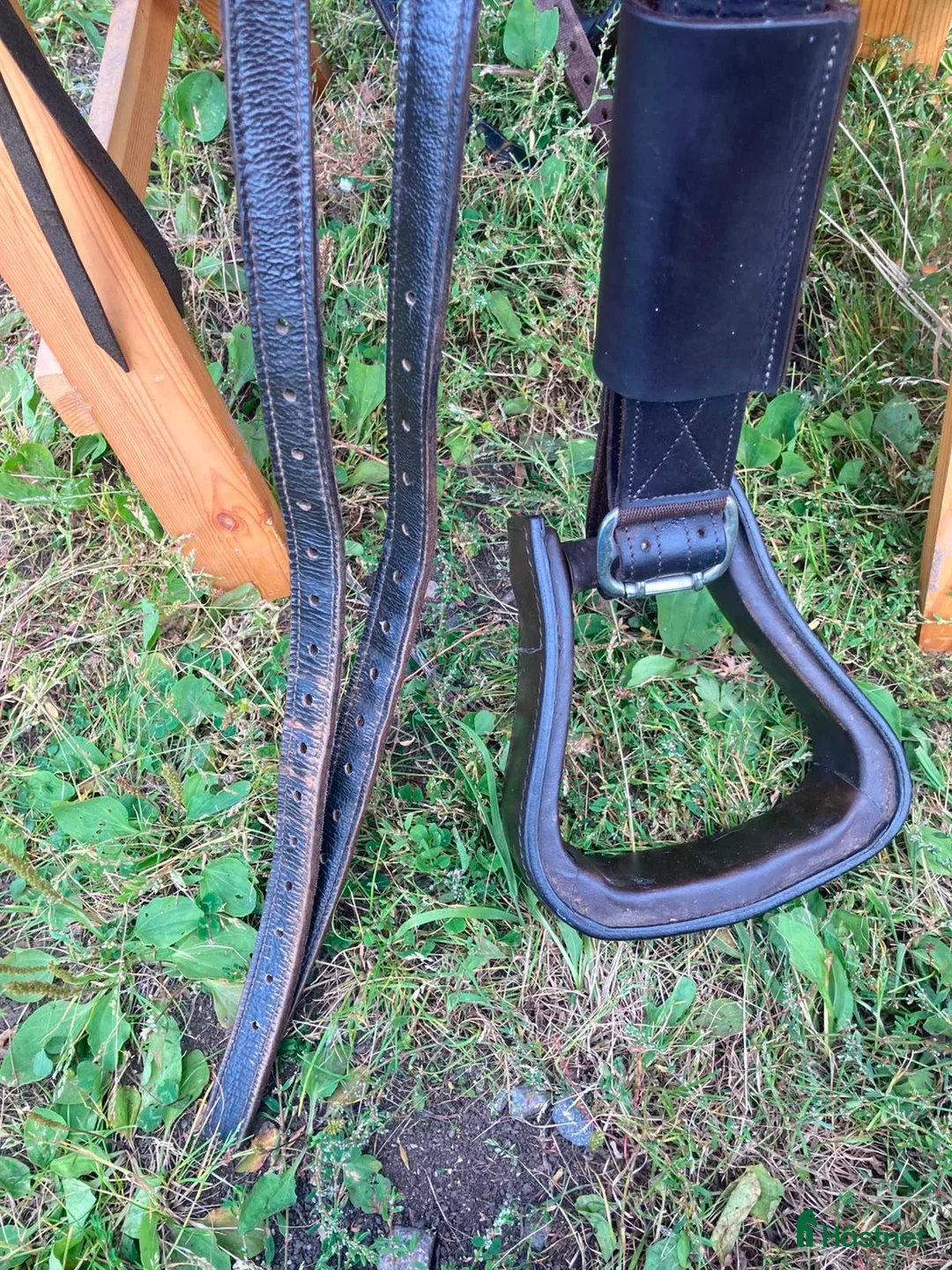 Sadlar hästutrustning till salu: Barefoot Nevada westernsadel med tillbehör - Annons 2