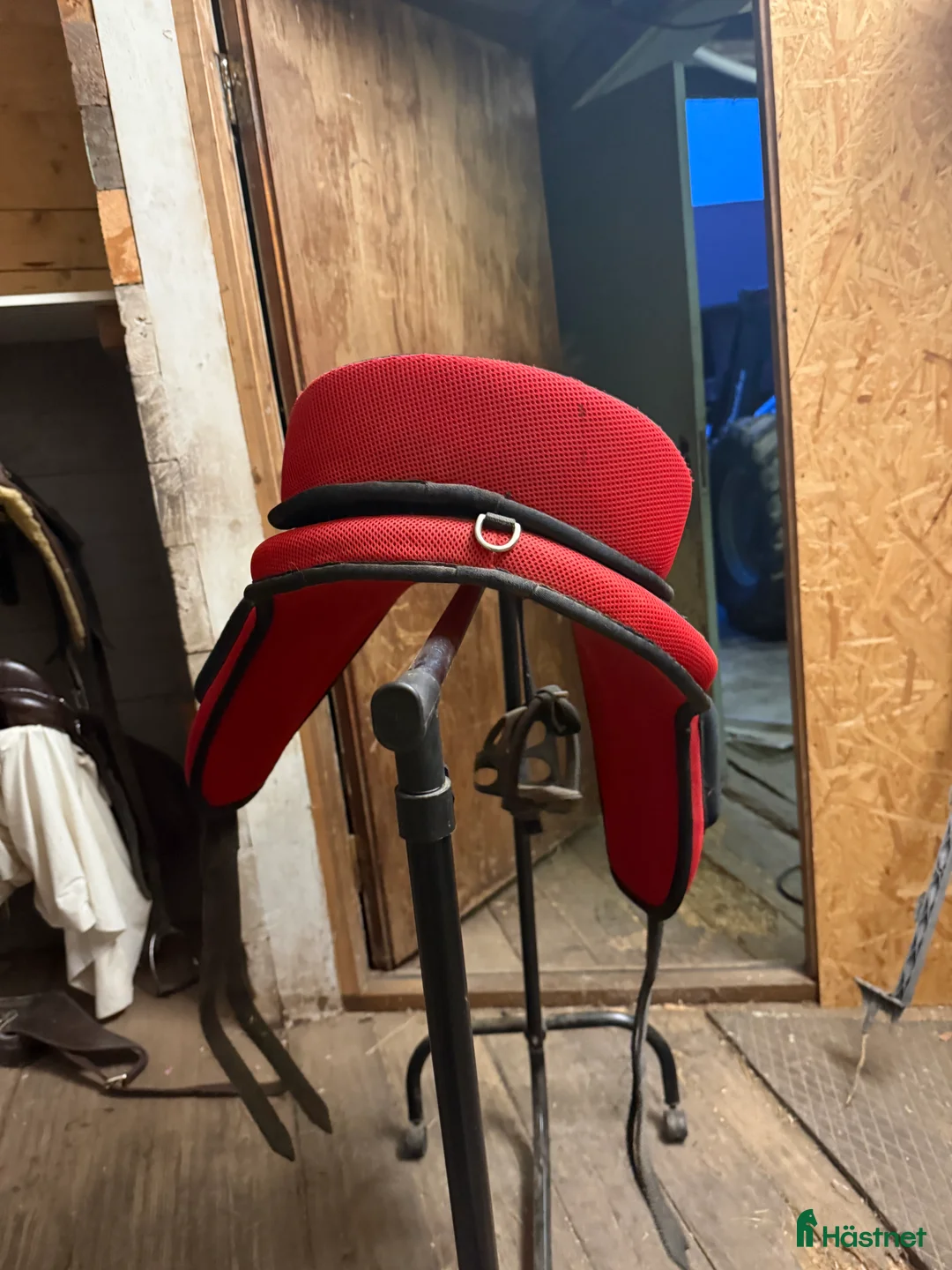 Sadlar hästutrustning till salu: Sadel - Annons 2