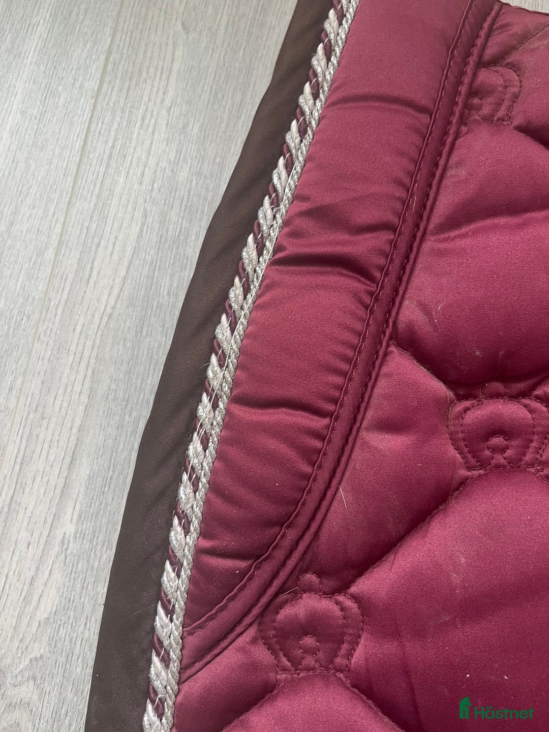 Schabrak & Vojlockar hästutrustning till salu: Gammalt ps of sweden schabrak. i Kalv - Annons 3