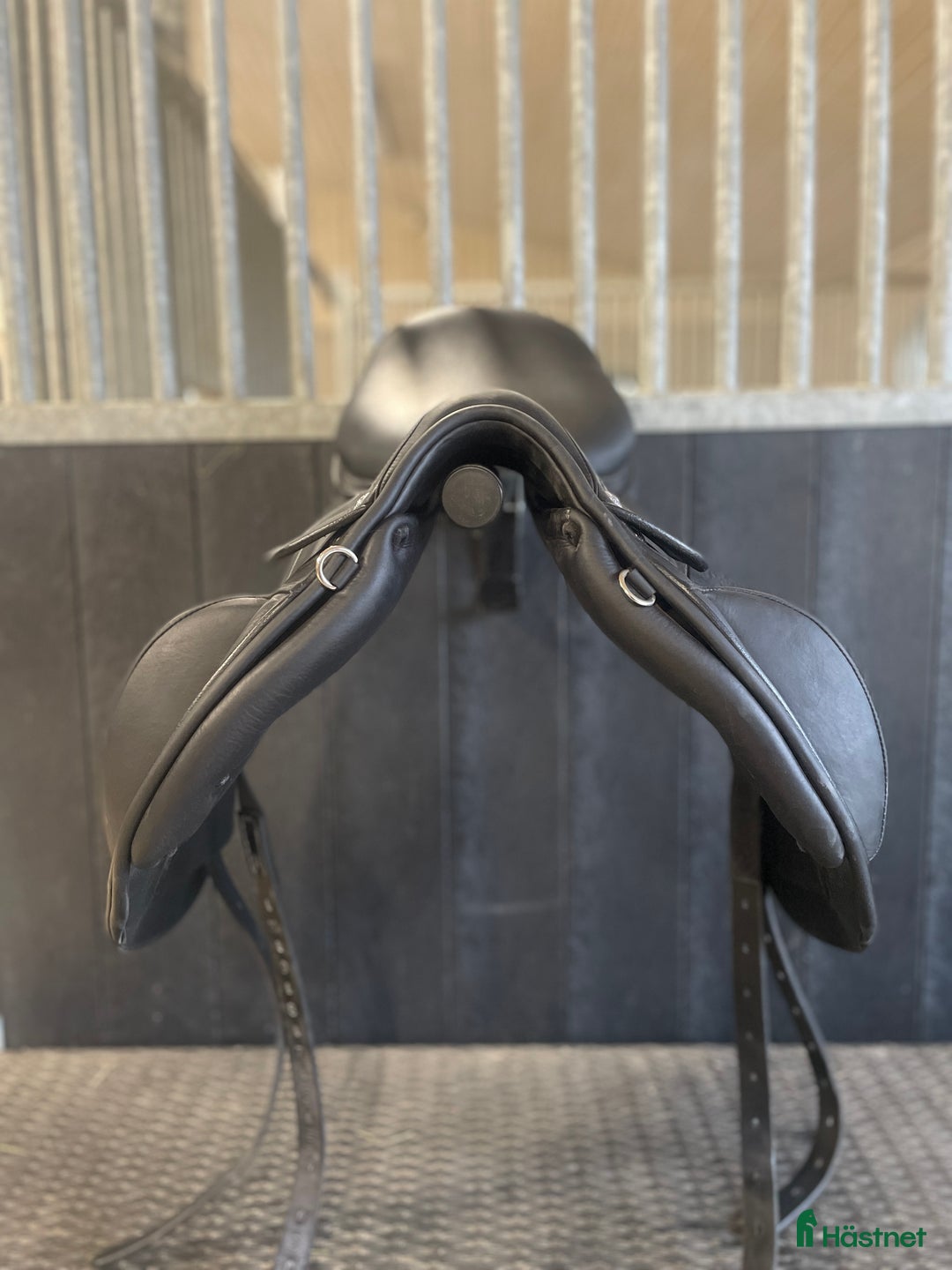 Sadlar hästutrustning till salu: Renaissance TKD i Hökerum - Annons 2