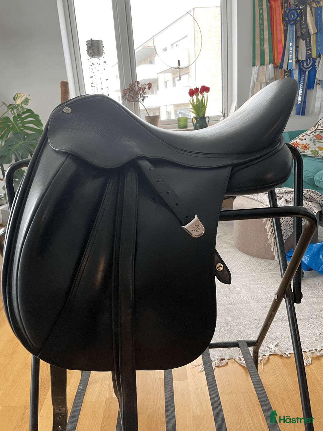 Sadlar hästutrustning till salu: Bates Innova - Annons 1