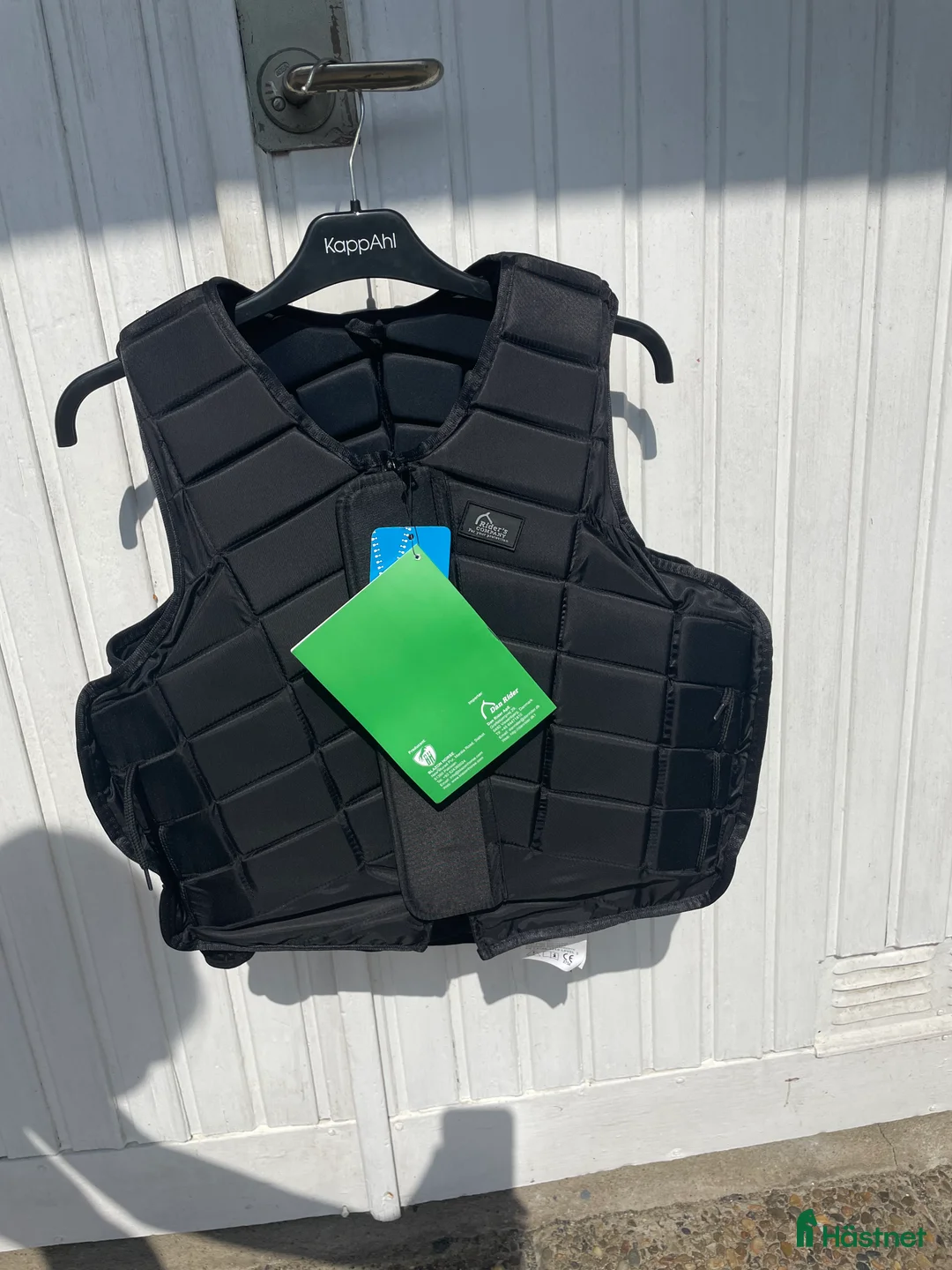 Säkerhetsvästar ryttarutrustning till salu: Rider’s Company säkerhetsväst i Asarum - Annons 1