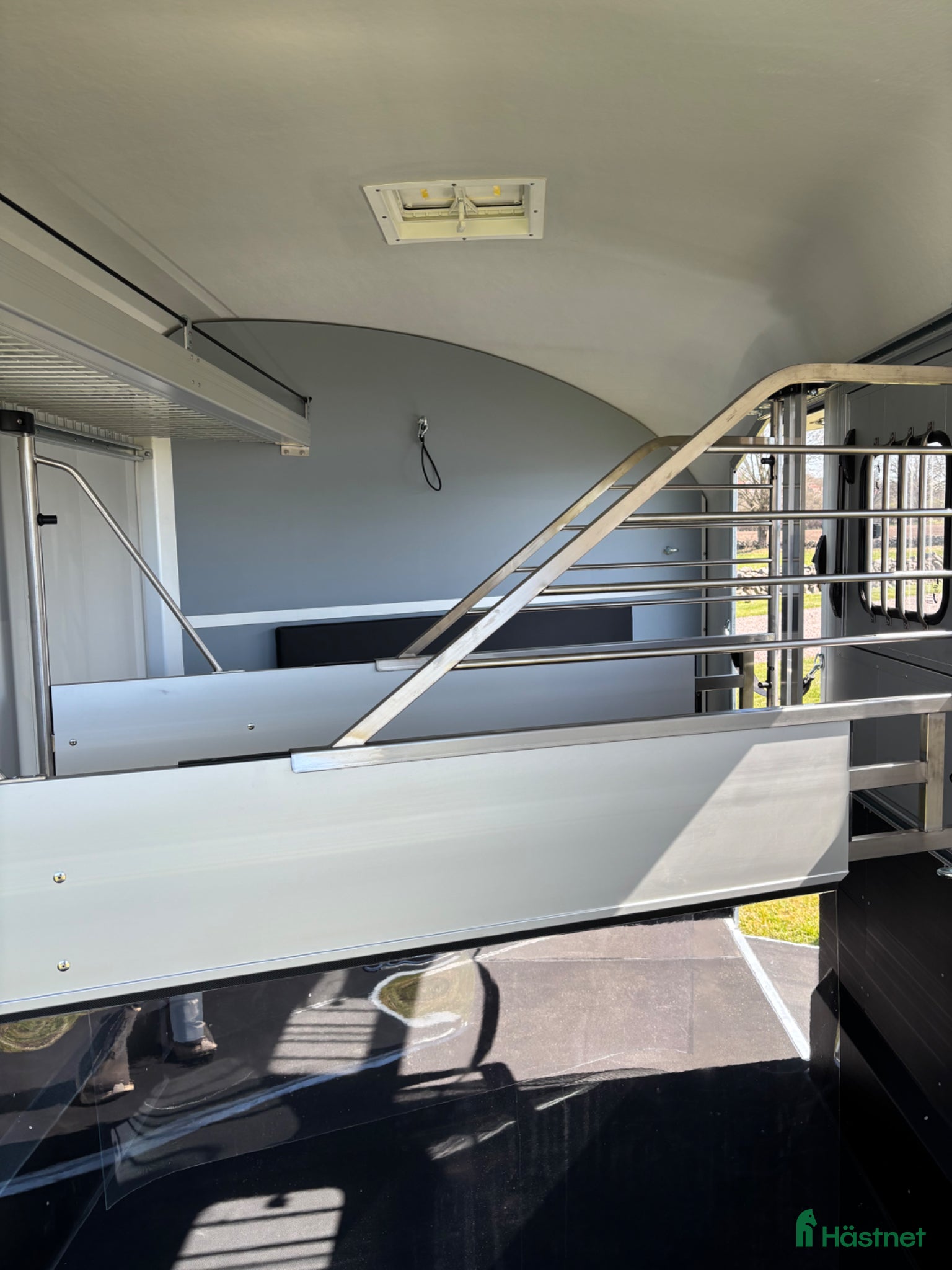 Hästtransporter  fordon & transport till salu: Cheval Maxi3 - Annons 5