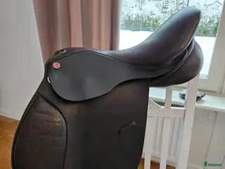 Sadlar hästutrustning Brun claridge house sadel - Annons 2