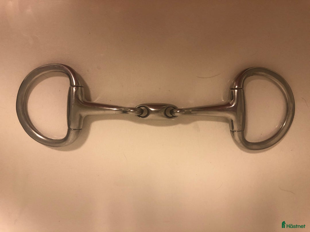 Bett hästutrustning till salu: Bett i Härryda - Annons 1