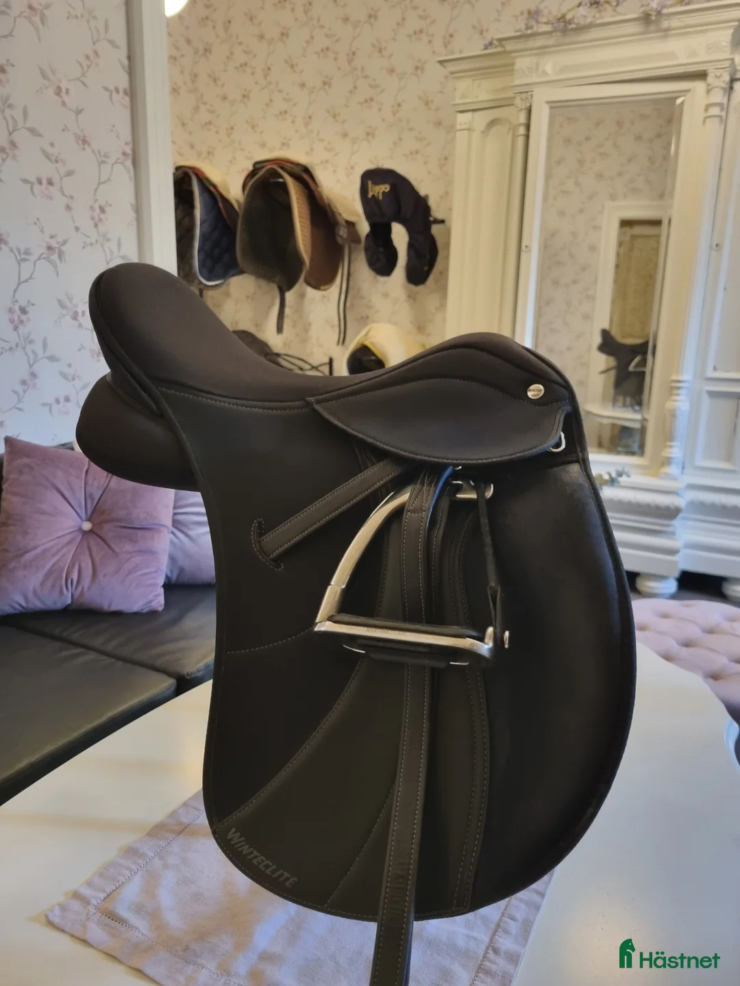 Sadlar hästutrustning till salu: Allround Sadel i Götene - Annons 1
