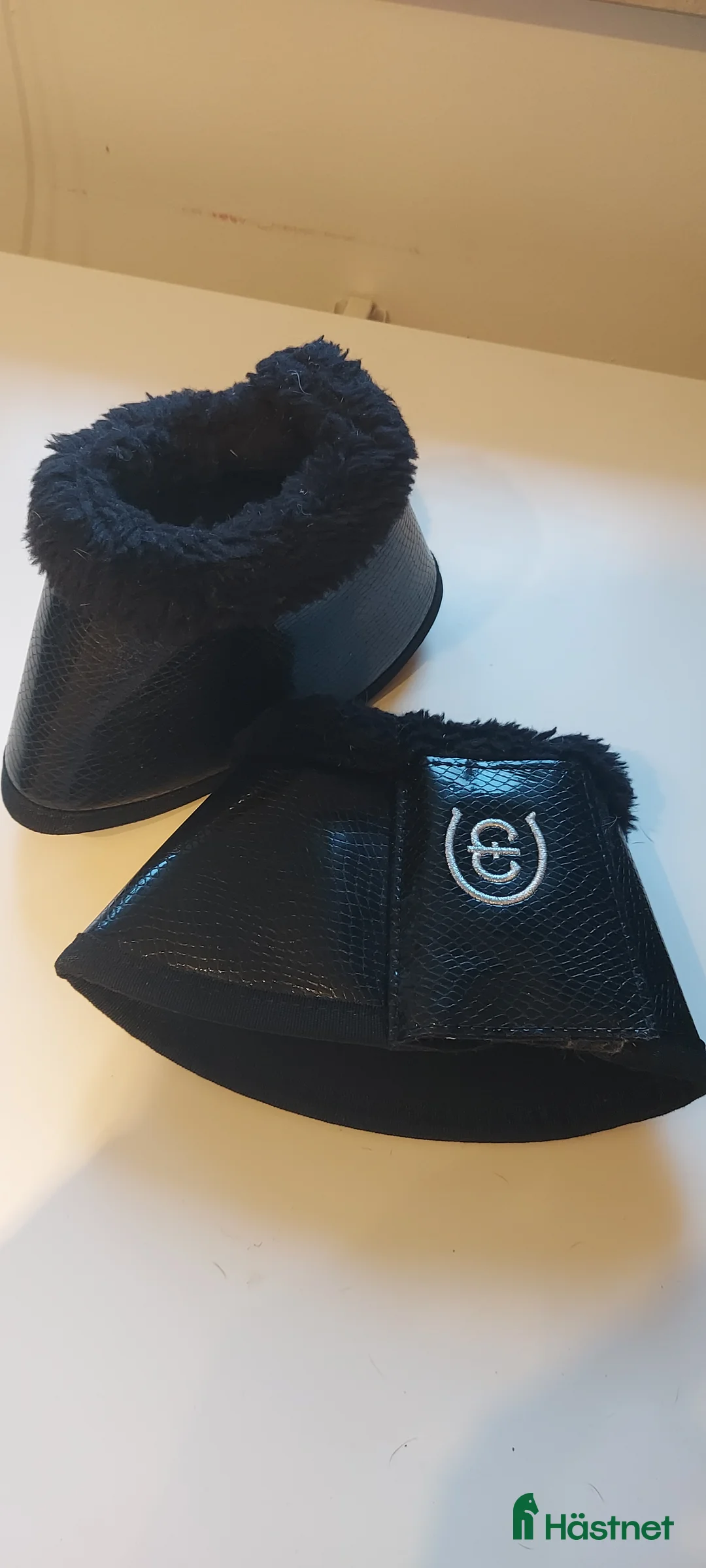 Benskydd hästutrustning till salu: Boots i Ekerö - Annons 2