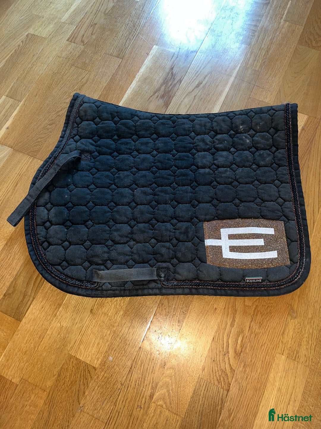 Schabrak & Vojlockar hästutrustning till salu: Equiline schabrak i Johanneshov - Annons 1