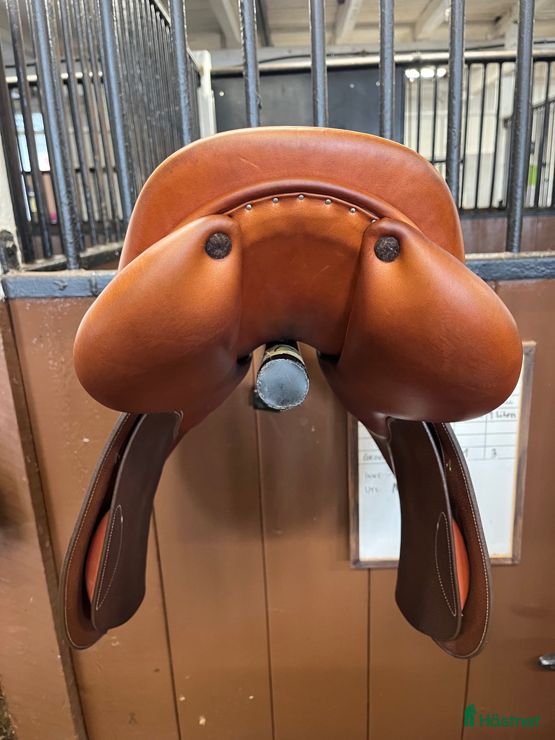 Sadlar hästutrustning till salu: Butet hoppsadel i Vaxholm - Annons 3