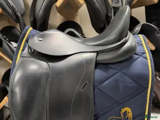 Sadlar hästutrustning REA 25% Ikonic Classic Dressyr i Knivsta - Annons 23