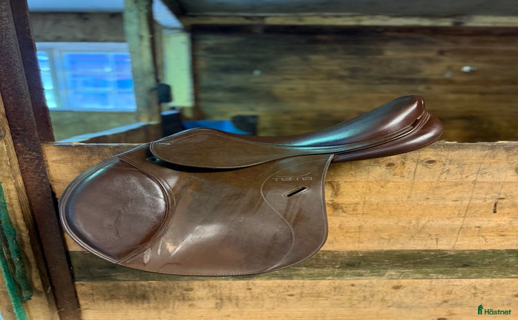 Sadlar hästutrustning till salu i Borås - Annons 5