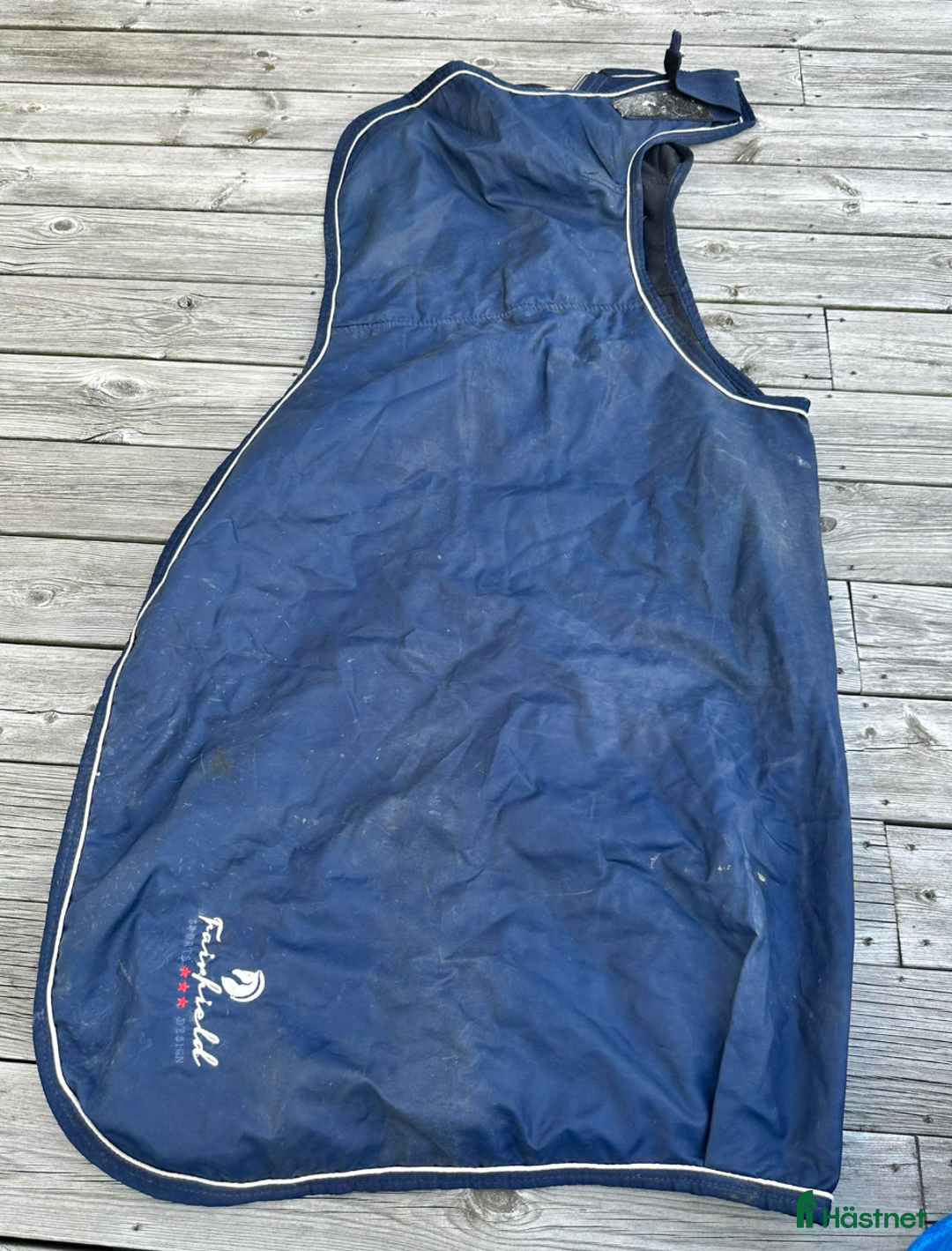 Täcken hästutrustning till salu: Stl 135 marinblått ländtäcke från Fairfield  i Söderköping - Annons 1