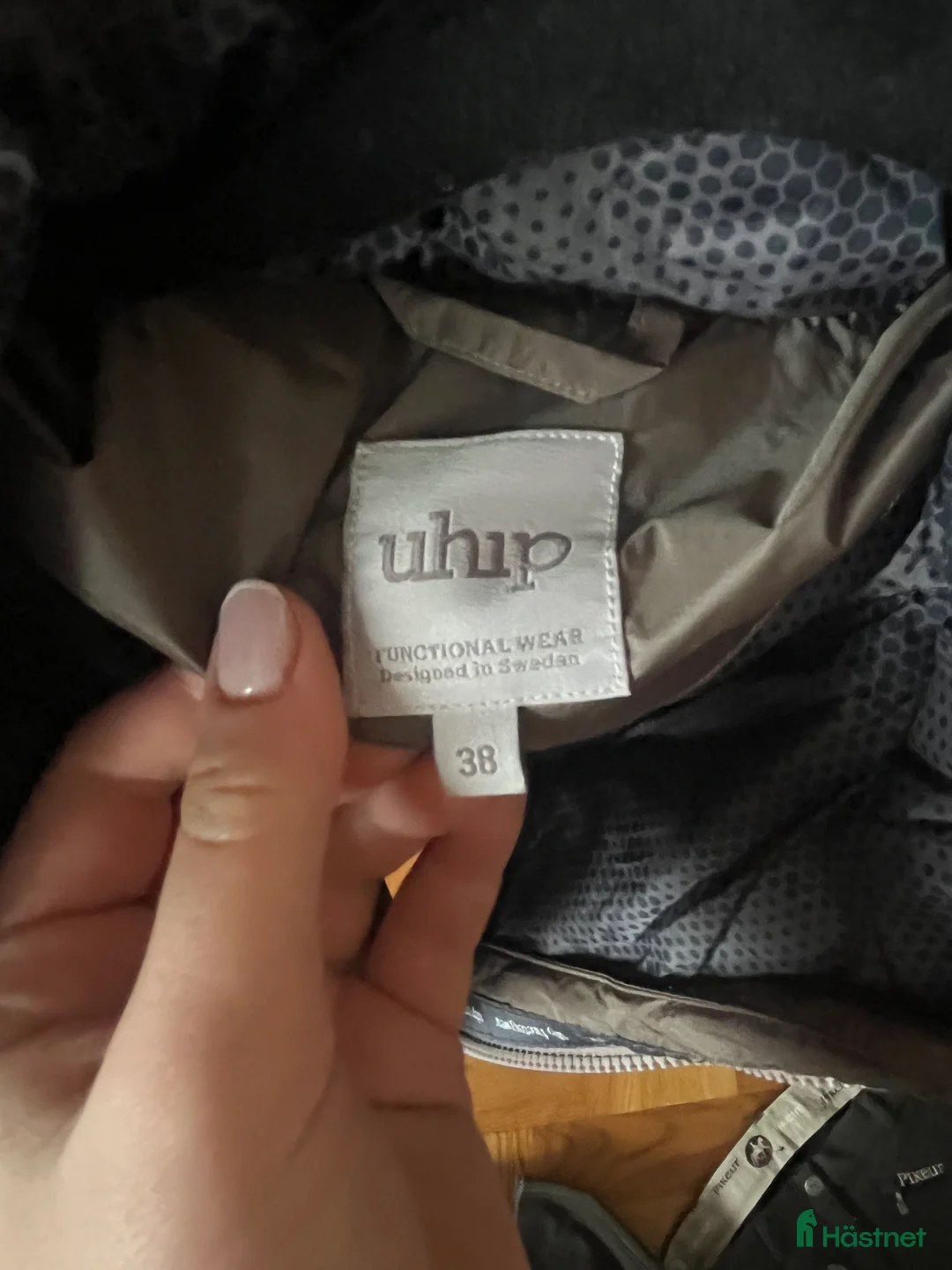 Jackor & Kavajer ryttarutrustning till salu: Uhip nordic ridjacka och kjol limited färg  - Annons 6