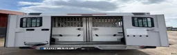 Hästlastbilar  fordon & transport till salu: Theault proteo 5L switch Hästlastbil  - Annons 6