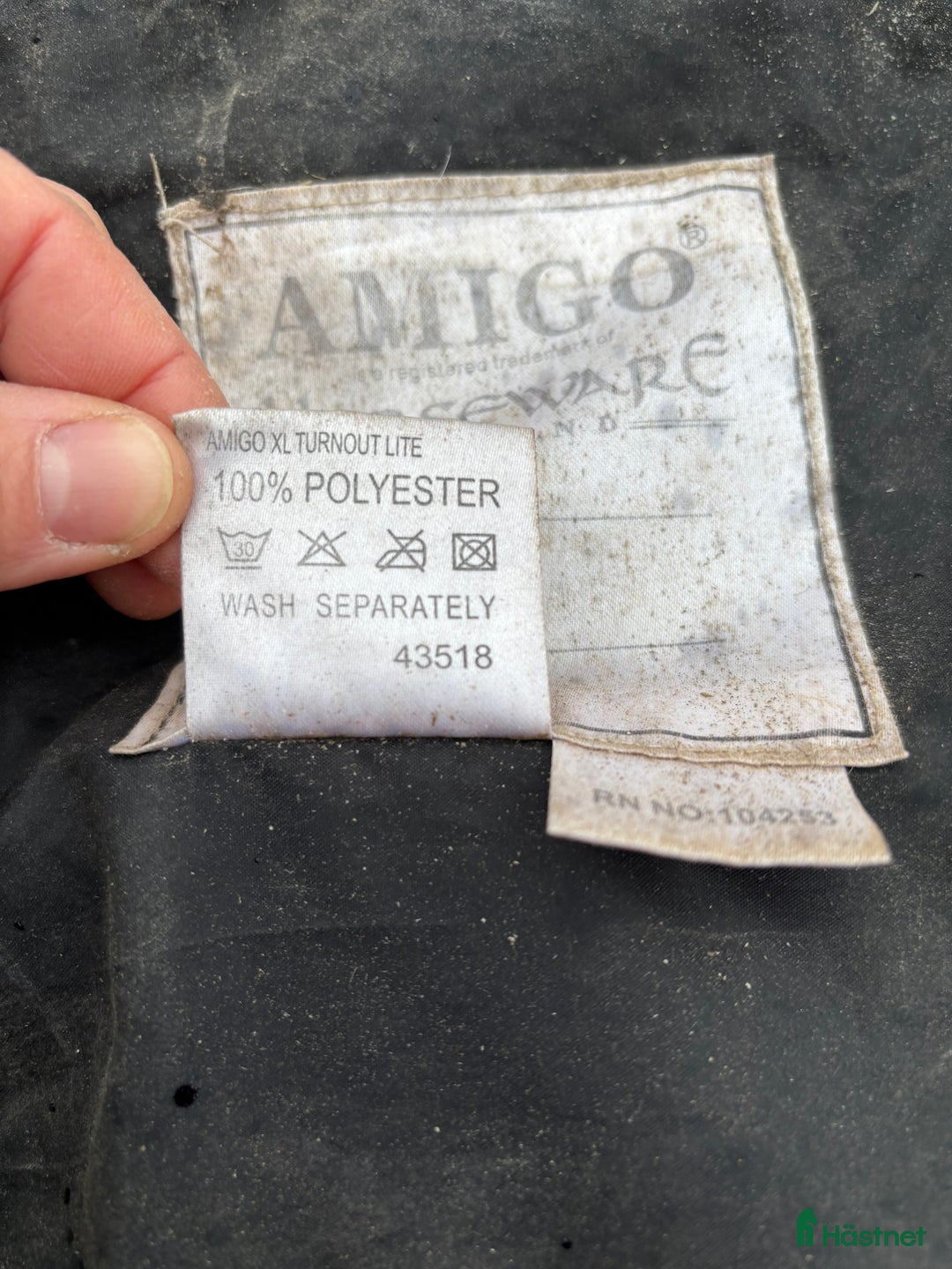 Täcken hästutrustning till salu: Amigo XL Lite i Sollerön - Annons 4